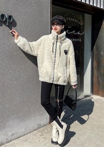 （现货）皮毛一体图片