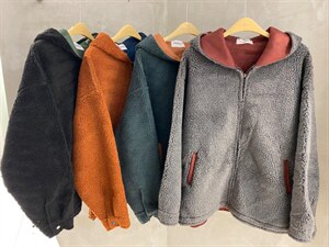 2021新款皮毛一体外套图片
