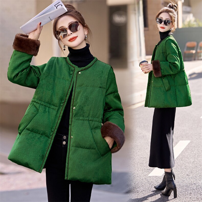 羽绒服女中长款2025冬季新款洋气独特别致新中式收腰复古绿色外套,女装羽绒服,伊仟回