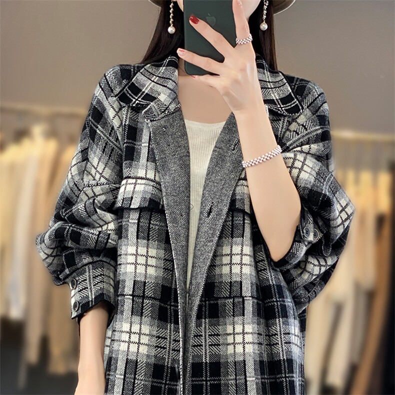 秋冬新款中长款羊绒开衫女西装领黑白格大衣宽松慵懒羊毛针织外套，女装毛呢外套，优麦羊绒（原洪叶羊绒）