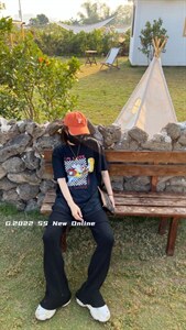 卡通图案纯T 黑白2色 均码 现货图片