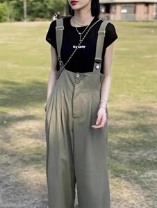 现货炸街款休闲时尚套装，女装套装/套裙，雅诗