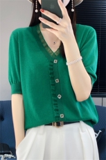春夏新款超细精纺羊毛针织短袖上衣女木耳边拼接V领T恤宽松假开衫，女装羊毛衫，朝思羊绒