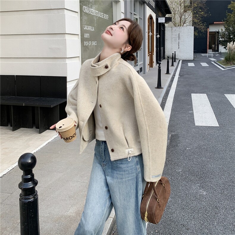 洋气时髦短款毛呢外套女2025秋冬季新款韩版显瘦气质双面羊毛上衣,女装双面呢大衣,蝶眷
