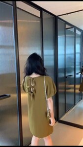 欧韩版连衣裙三色俩码爆炸款图片