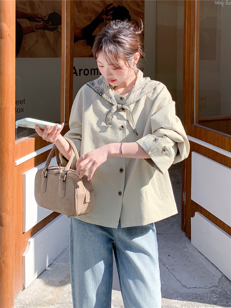 现货新款2026春装文艺风短款气质风衣外套女送丝巾,女装风衣,时尚风爆