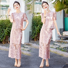 欧货高端缕空蕾丝上衣套装夏新款女减龄优雅气质显瘦开叉长裙，女装套装/套裙，微微衣阁