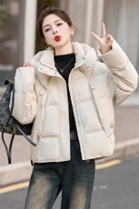 连帽羽绒服女2024年冬季新款韩版百搭小个子冬季女士保暖外套，女装羽绒服，拾衣