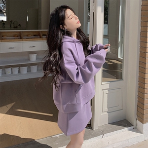 紫色休闲连帽卫衣套装裙女2025春新款小个子洋气减龄半身裙两件套图片