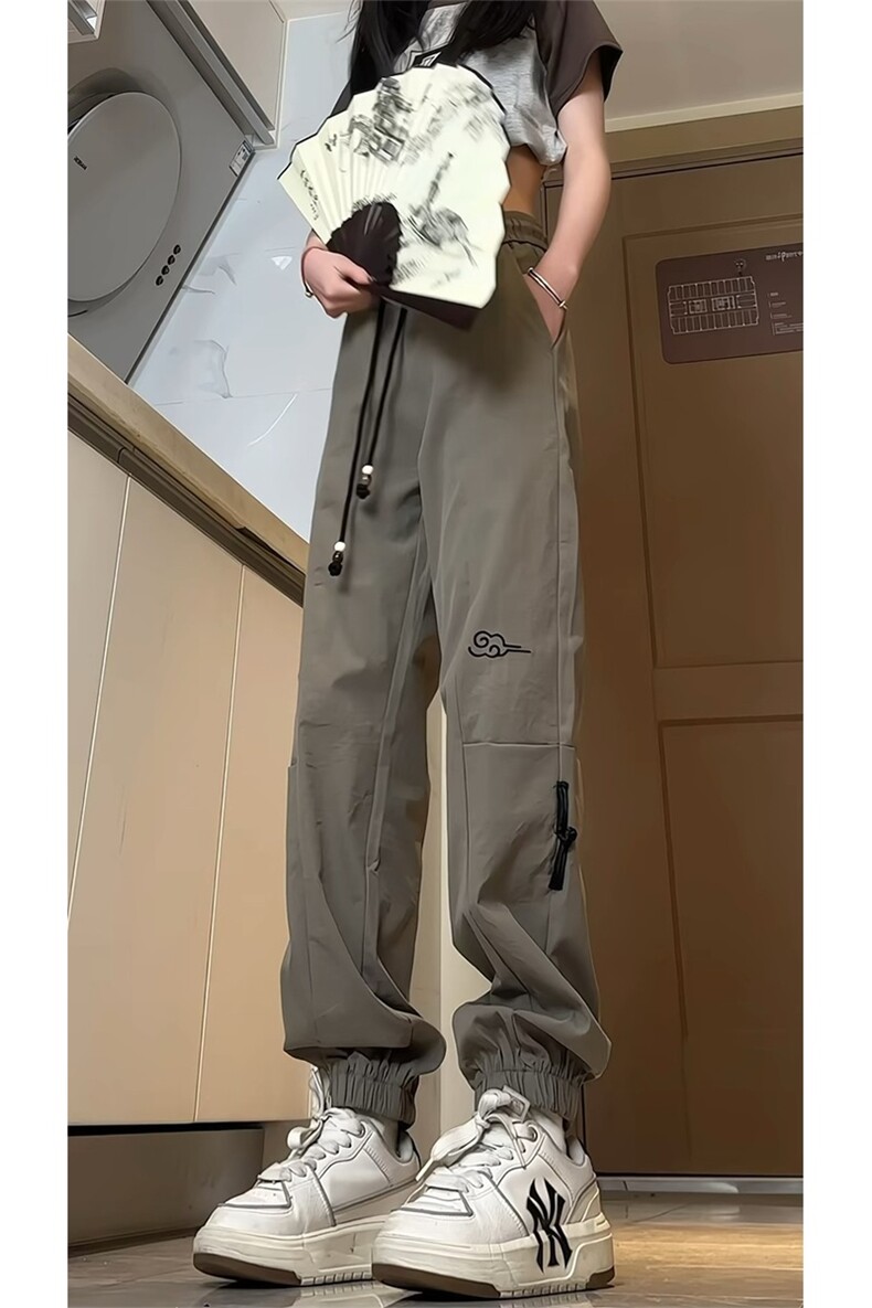 休闲裤抖音高品质风刺绣冰丝束脚裤现货供应C323-1-7731-P45,男装休闲裤,电商C323-1