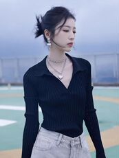 黑色