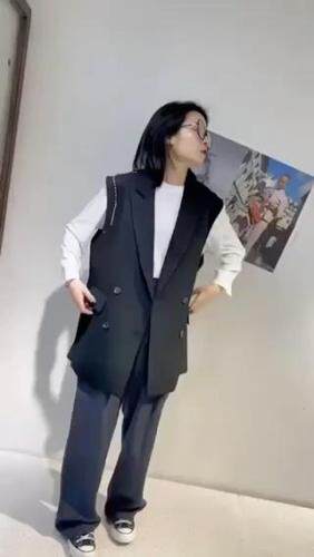 欧货马甲，灰，黑两色！，女装马夹，浪漫E点