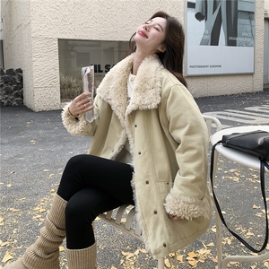 韩系羊羔毛外套女秋冬皮毛一体毛领保暖加厚立领派克服毛绒外套图片