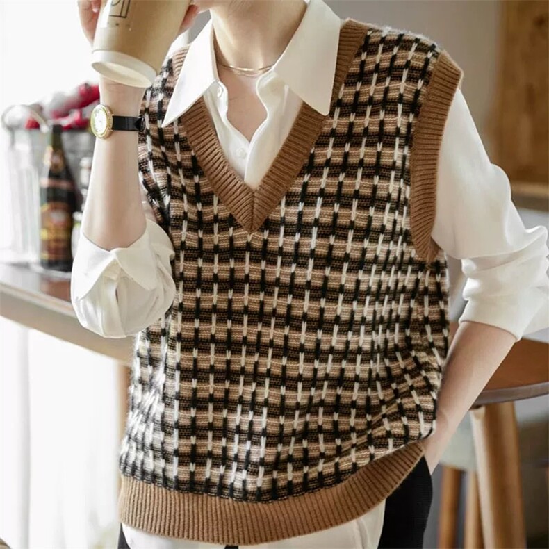 2025年秋季百搭法式复古千鸟格马甲，女装马甲，德聚羊绒