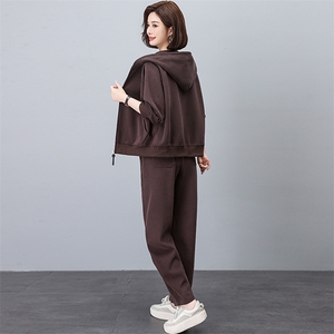洋气套装女中年妈妈装连帽卫衣外套2026春秋新款大码运动服一整套图片