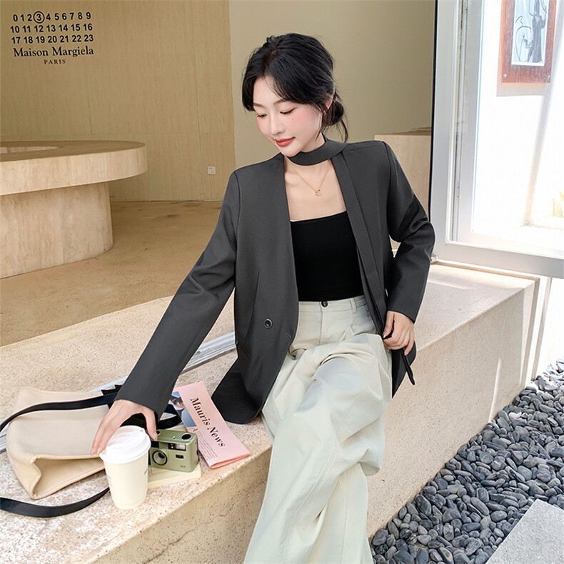 巨好看灰色V领西装外套女春秋2025新款爆款高级感小西服流行爆款,女装短外套,1C151
