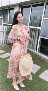 纯苎连衣裙
时尚风巜川哲》4028
风淑女风休闲风图片