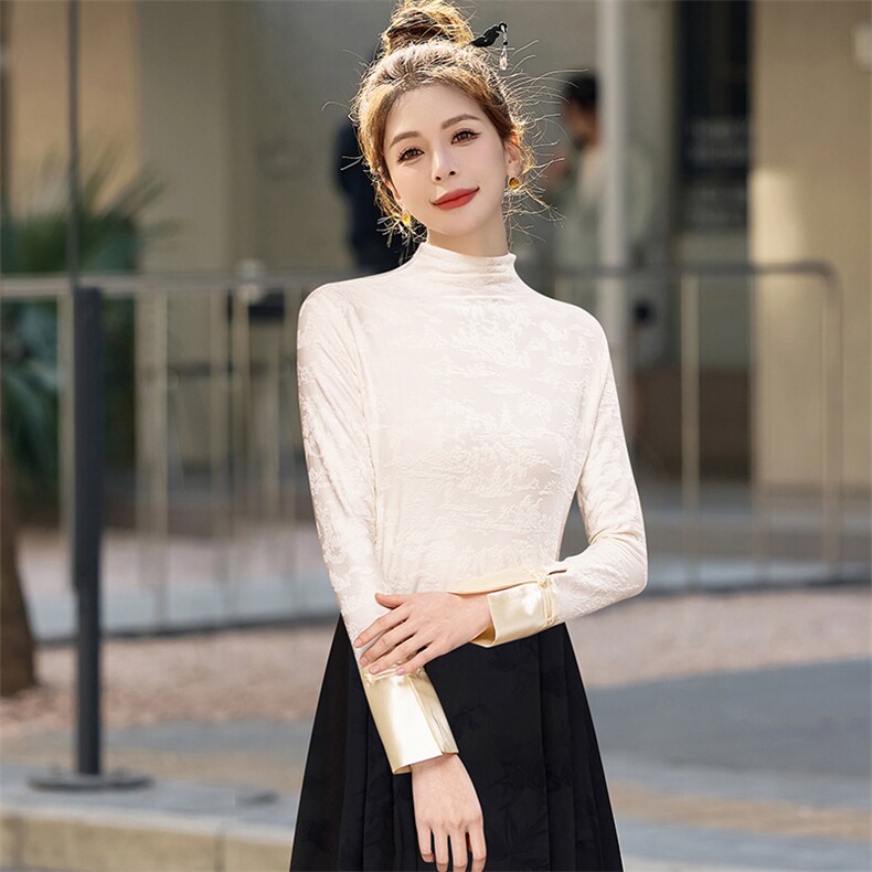 2025年春秋季新款复古新中式上衣女打底衫显瘦设计感高领内搭T恤,女装蕾丝衫/雪纺衫,芷墨服饰