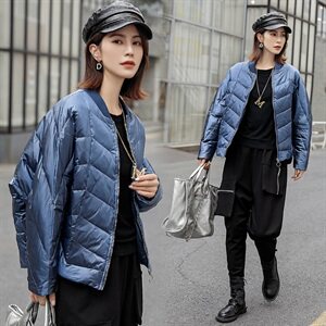 2020冬季新款潮流短款棒球领羽绒服舒适保暖外套图片