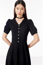 现货夏季气质女人味连衣裙，女装连衣裙，牛牛原创