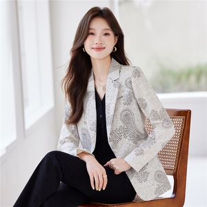 2025秋装新款印花气质时尚长袖一粒扣西装小外套女图片