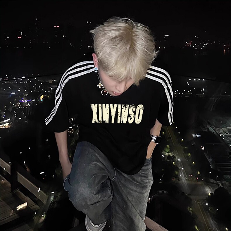 抖音得物高品质二开240克宽松纯棉美式潮牌三条杠织带短袖T恤，男装T恤，电商A486