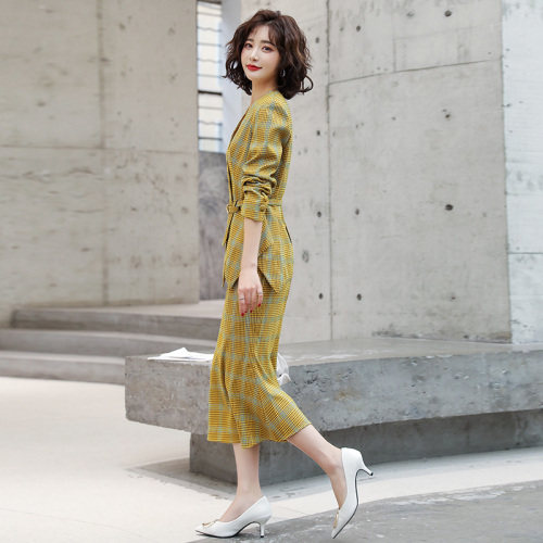 现货-2024秋季新款优雅气质时尚西装外套包臀半身裙英伦格子套裙,女装套装/套裙,霓裳依族