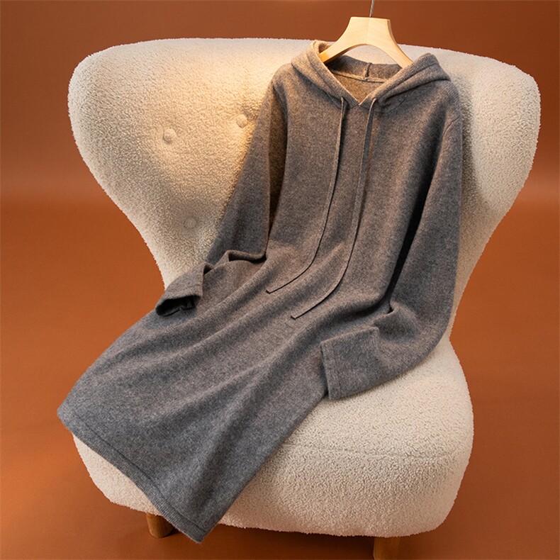 2025年秋季时尚百搭中长款连帽长袖连衣裙，女装连衣裙，盛世绒华