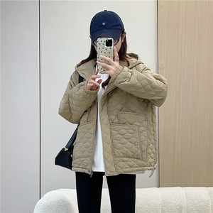 2025冬装新款修身保暖时尚菱形格个性女士棉服外套图片