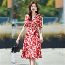 2023夏季新款优雅气质V领腰部系带收腰时尚不规则裙摆长裙，女装连衣裙，贵人树