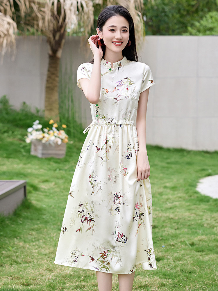 碎花复古旗袍裙子女2025年夏季新款气质修身显瘦高级感时尚连衣裙,女装连衣裙,琦鑫阁（原依鑫阁）