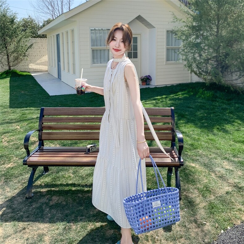 夏季无袖背心连衣裙女2025年时尚新款松弛感慵懒条纹a字气质裙子,女装连衣裙,2C135
