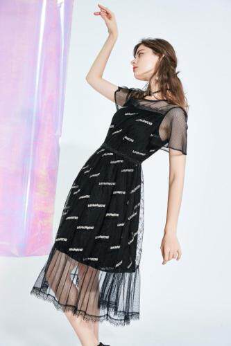 2021年夏季新出炉的，女装，依然浪漫