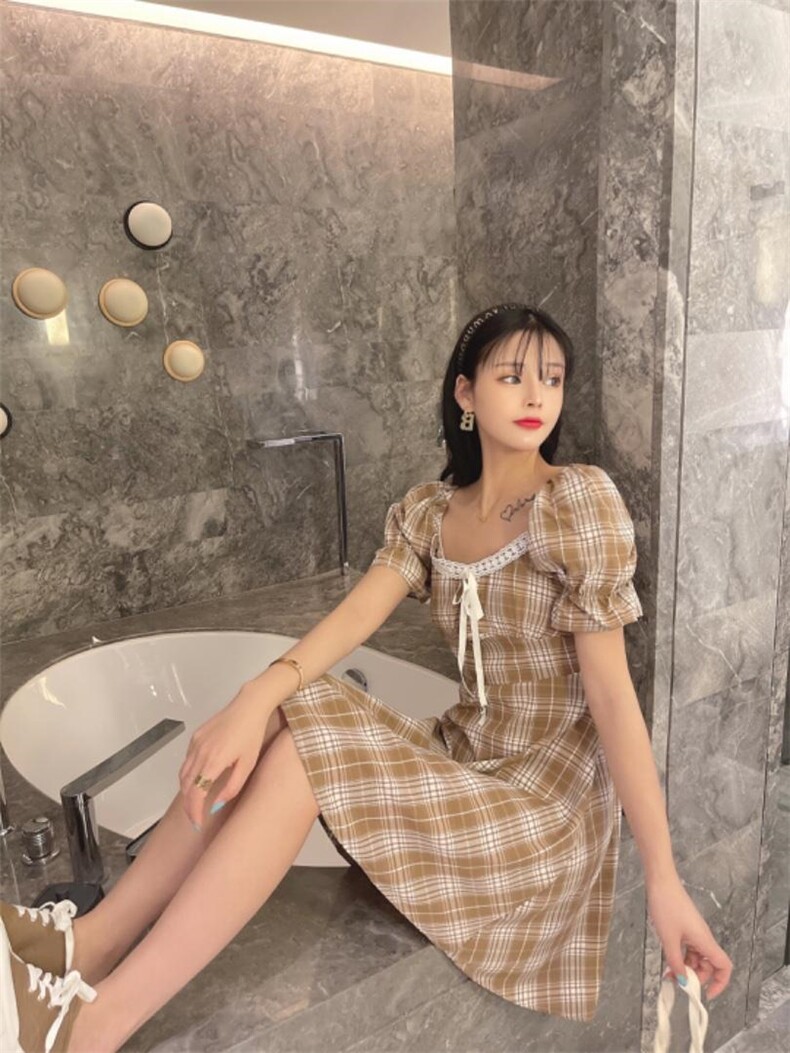 2021新款格子学院风连衣裙，女装连衣裙，花海QY