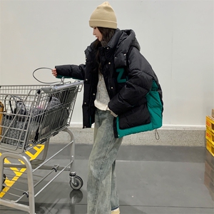 【现货】黑色连帽拼接抽绳收腰羽绒服C158-8617-P255-K358图片