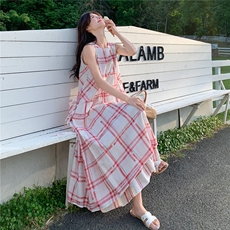 粉色甜美减龄初恋少女浪漫背心长裙夏季新款超好看格子度假连衣裙，女装连衣裙，2C053