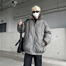 深灰色