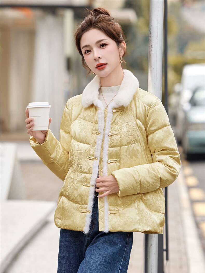 新中式白鸭绒羽绒服外套女2025冬季新款重工刺绣水貂毛提花外套,女装羽绒服,美沁