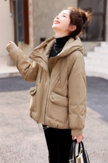 2022冬季新款韩版宽松带帽短款暖优雅羽绒服外套白鸭绒，女装羽绒服，瑶迪依秀