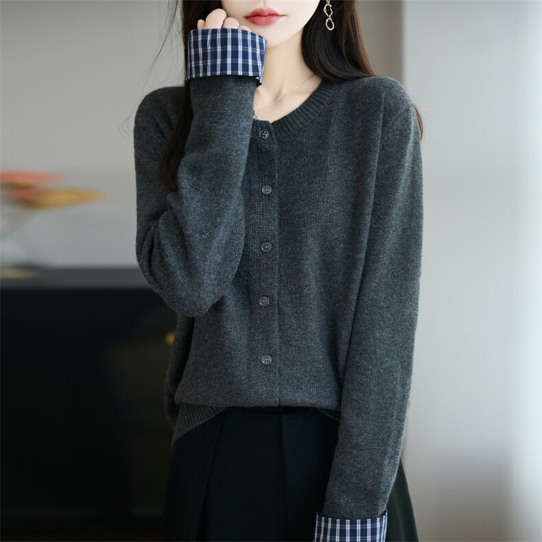 深蓝色针织开衫女2025新款韩系早秋穿搭毛衣拼接格子打底衫上衣,针织衫/毛衣,唐诺