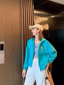 春装新款针织外套图片