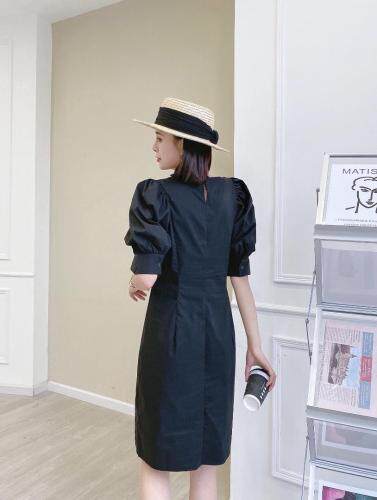 现货夏装气质款连衣裙，女装连衣裙，MZ 慕姿