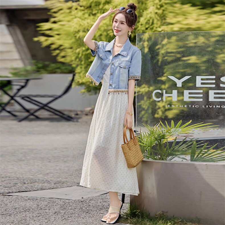 蓝色翻领短袖牛仔外套吊带连衣裙女2025夏季新款休闲裙,女装连衣裙,靓星雨