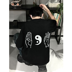黑色