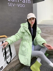 2021羽绒服亮色系，女装羽绒服，秀水丽人