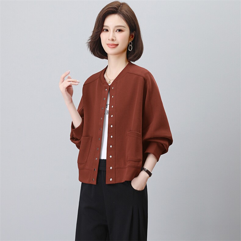 春秋装时尚多扣棒球服开衫卫衣女宽松显瘦上衣短外套中老年妈妈装,女装短外套,璐依舞