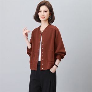 春秋装时尚多扣棒球服开衫卫衣女宽松显瘦上衣短外套中老年妈妈装