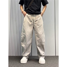 灰色