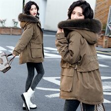 2020年冬季时尚保暖大毛领工装派克棉服，女装派克服，一安秀