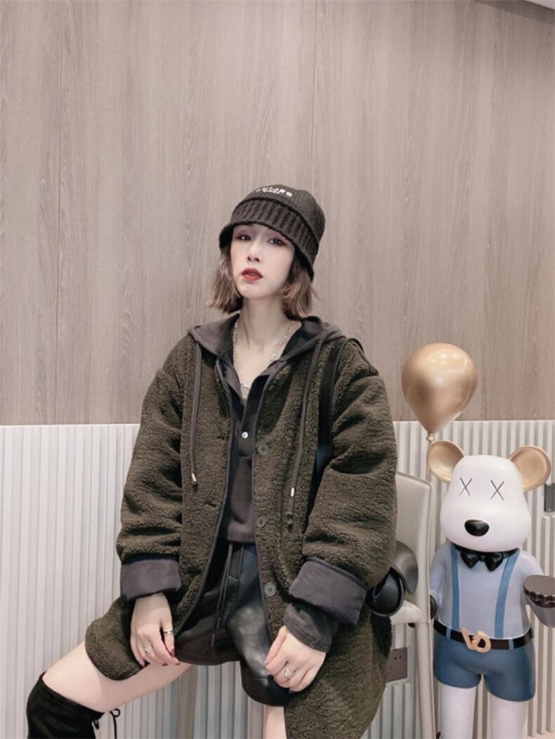 二面穿衣羊羔毛外套ＭL，女装棉衣/棉服，可纳奇